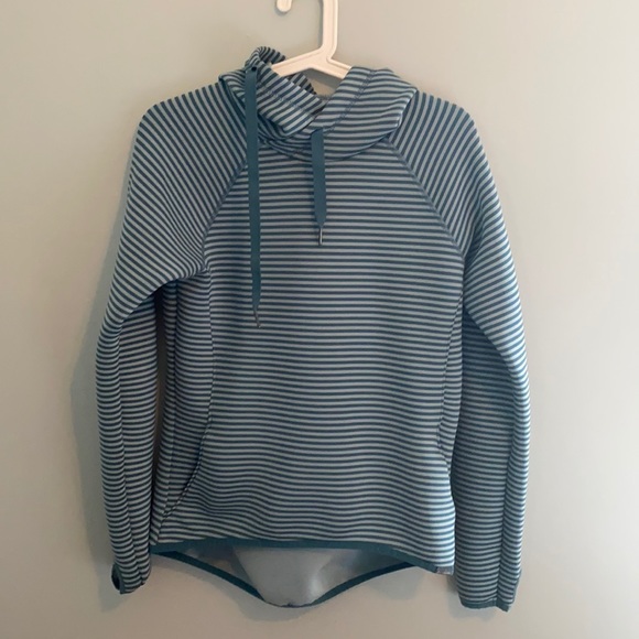 Columbia Omni-Heat Wicking Pullover Sweater - Picture 2 of 5